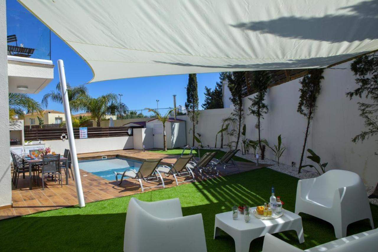 Tsokkos Family Villa - Pool Garden 2' Walk To Beach Protaras Esterno foto