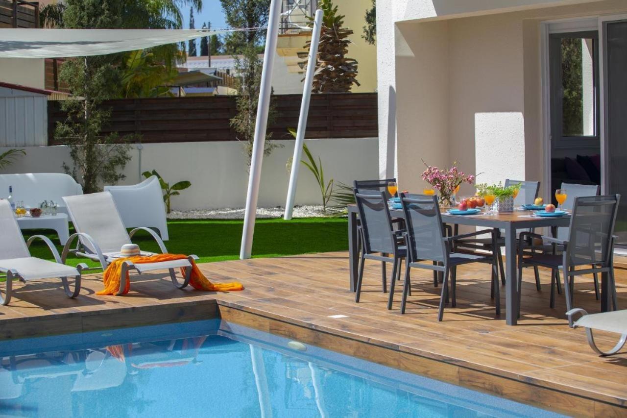 Tsokkos Family Villa - Pool Garden 2' Walk To Beach Protaras Esterno foto