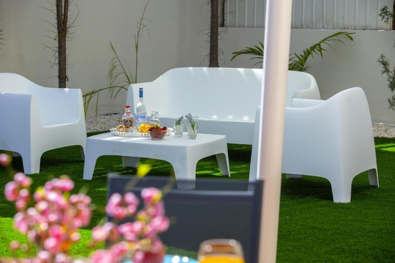 Tsokkos Family Villa - Pool Garden 2' Walk To Beach Protaras Esterno foto